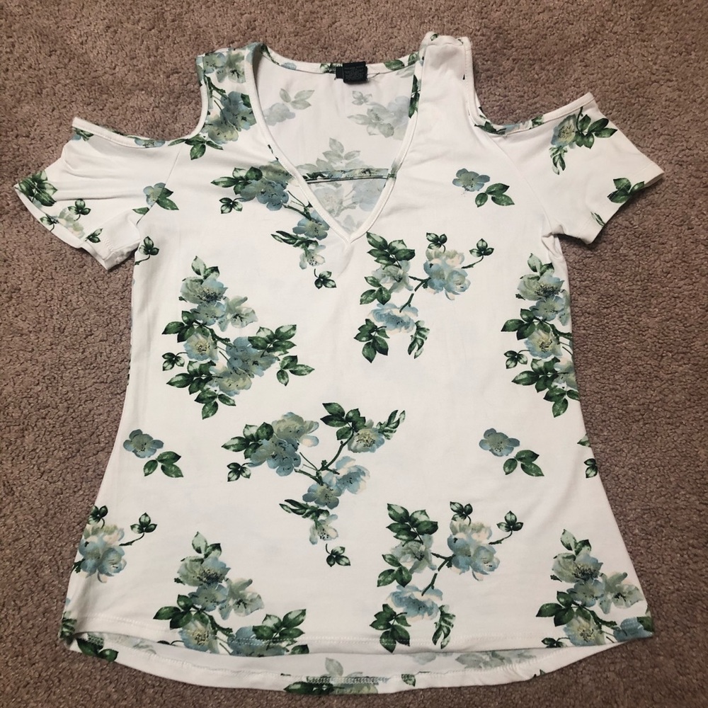V-Neck Shirt with Shoulder Cuts